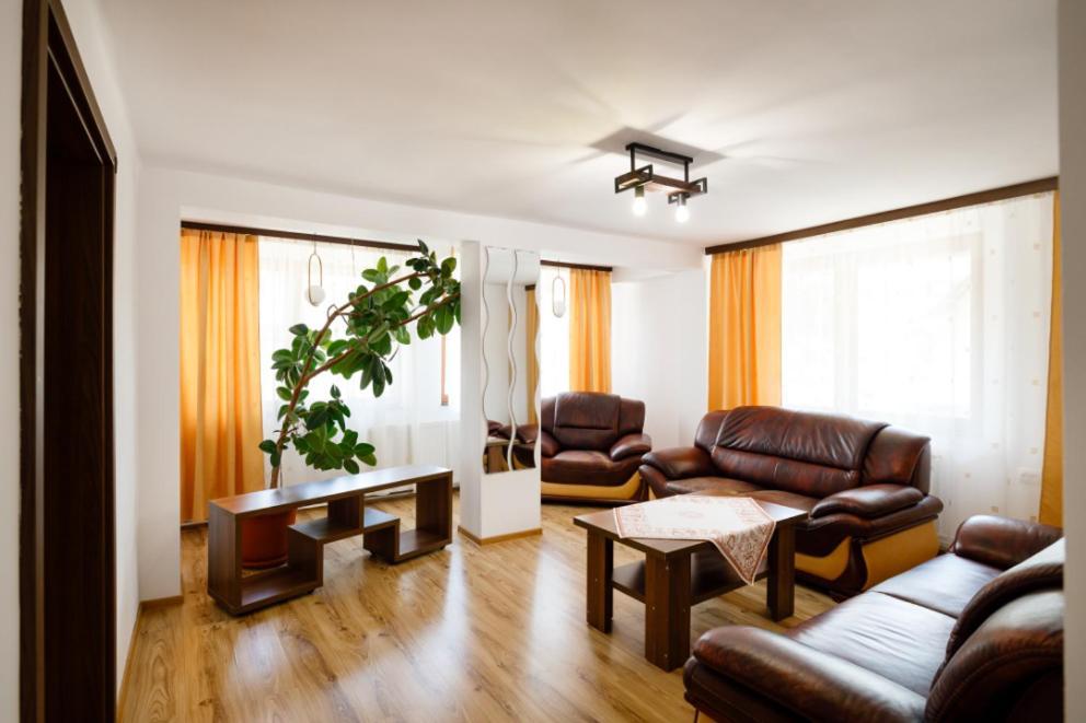 Готель La Coltul Castelului Bran Boutique Екстер'єр фото